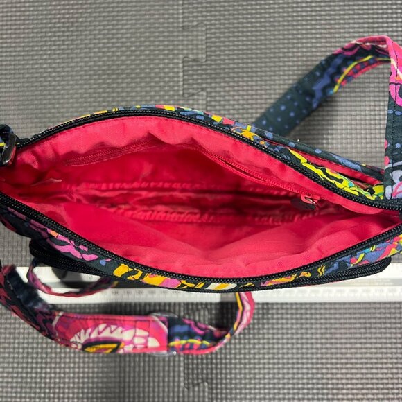 Vera Bradley Paisley Punch Compact Crossbody Bag Vibrant Travel Companion - Picture 4 of 5